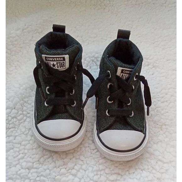 Converse All Stars  Dark Green   Infant Size 5   EUC - Picture 1 of 5